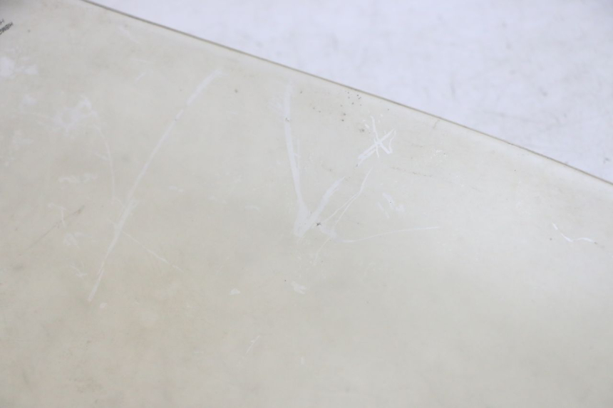 photo de WINDSCHUTZSCHEIBE SUZUKI BURGMAN 125 (2007 - 2014) - Details der Befestigungspunkte