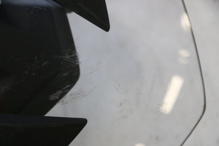 photo de WINDSCHUTZSCHEIBE BMW C SPORT 650 (2015 - 2021) - Hochauflösende Nahaufnahme