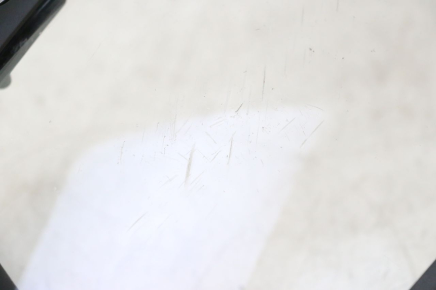 photo de WINDSCHUTZSCHEIBE BMW C SPORT 650 (2015 - 2021) - Detaillierte Sichtprüfung