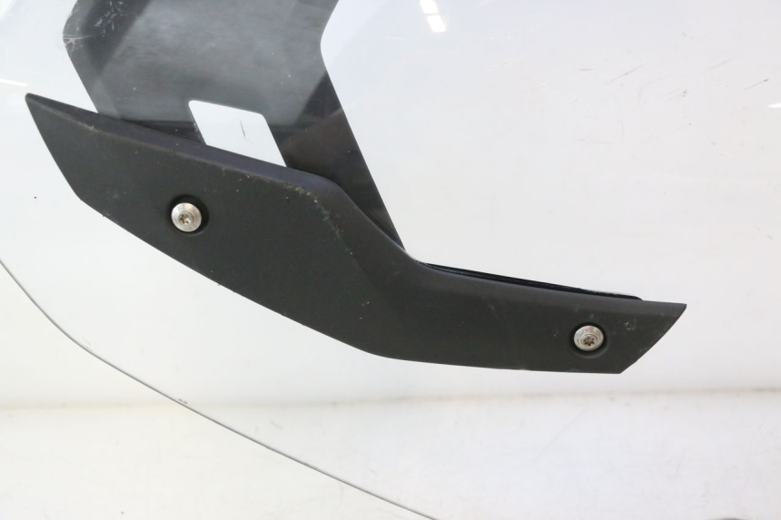 photo de WINDSCHUTZSCHEIBE BMW C SPORT 650 (2015 - 2021) - Fokus auf die Struktur