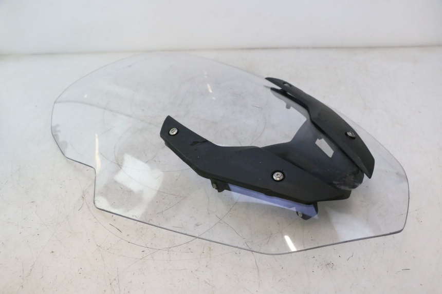 photo de WINDSCHUTZSCHEIBE BMW C SPORT 650 (2015 - 2021) - Technische Nahaufnahme