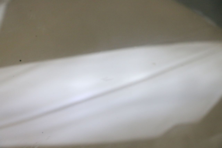 photo de WINDSCHUTZSCHEIBE PEUGEOT CITYSTAR 50 (2013 - 2017) - Zoom auf Gebrauchszustand