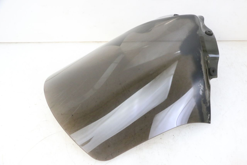 photo de WINDSCHUTZSCHEIBE PEUGEOT CITYSTAR 50 (2013 - 2017) - Details der Befestigungspunkte