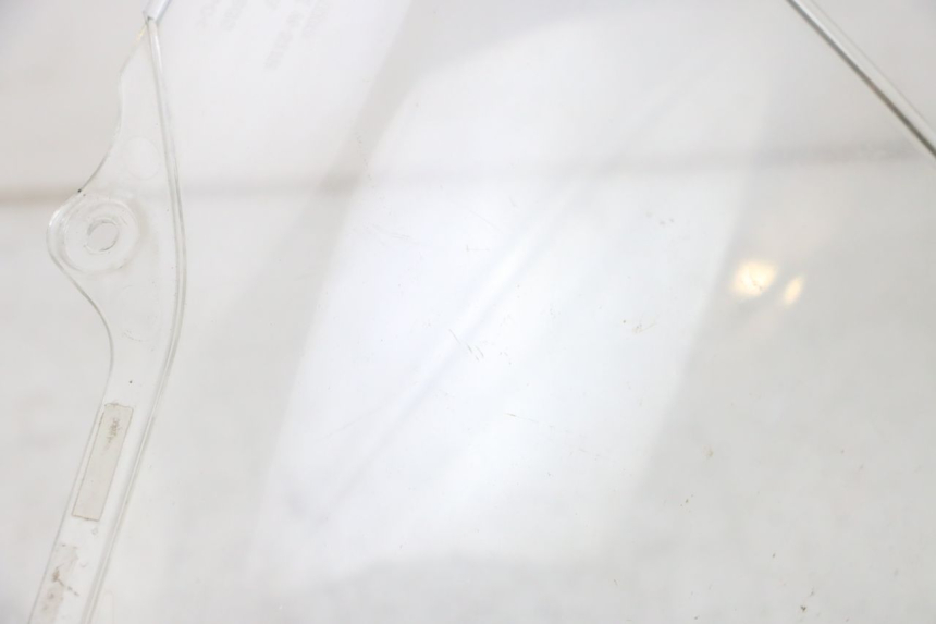 photo de WINDSCHUTZSCHEIBE SUZUKI DL V STROM 1000 (2002 - 2007) - Charakteristische Merkmale