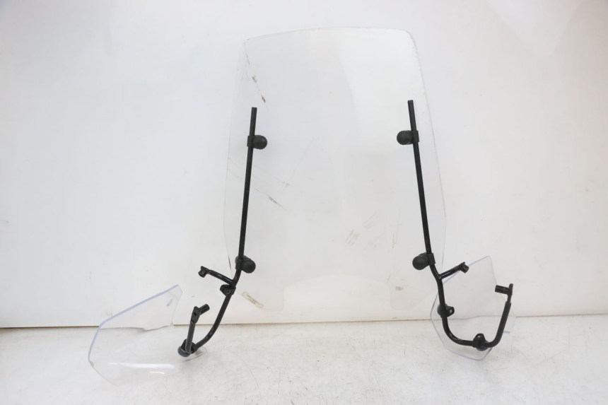 photo de WINDSCHUTZSCHEIBE PEUGEOT E-VIVACITY 1 (2012 - 2018) - Detailansicht des Bauteils