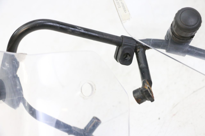 photo de WINDSCHUTZSCHEIBE PEUGEOT E-VIVACITY 1 (2012 - 2018) - Technische Nahaufnahme