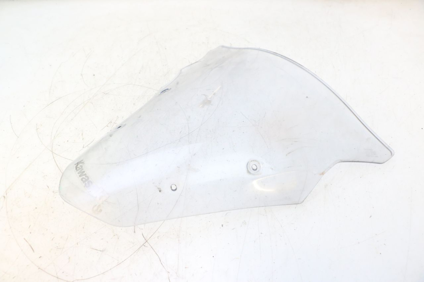 photo de WINDSCHUTZSCHEIBE KAWASAKI ER-6 ER6 F ABS 650 (2012 - 2016) - Technische Nahaufnahme