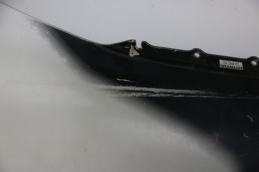 photo de WINDSCHUTZSCHEIBE HONDA FES S-WING SWING ABS 125 (2007 - 2015) - Zoom auf Komponenten