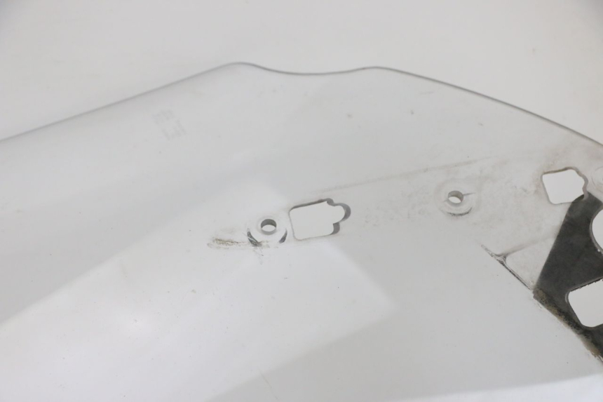 photo de WINDSCHUTZSCHEIBE YAMAHA FJR ABS 1300 (2006 - 2012) - Ergänzendes Produktfoto