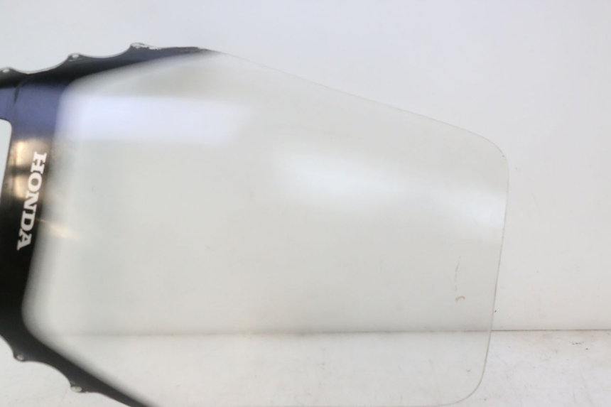 photo de WINDSCHUTZSCHEIBE HONDA FJS SILVER WING SILVERWING 400 (2005 - 2008) - Detaillierte Sichtprüfung