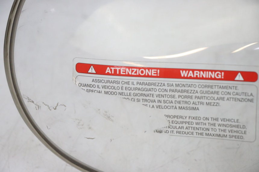 photo de WINDSCHUTZSCHEIBE PIAGGIO FLY 125 (2005 - 2012) - Weitere Ansicht des Artikels
