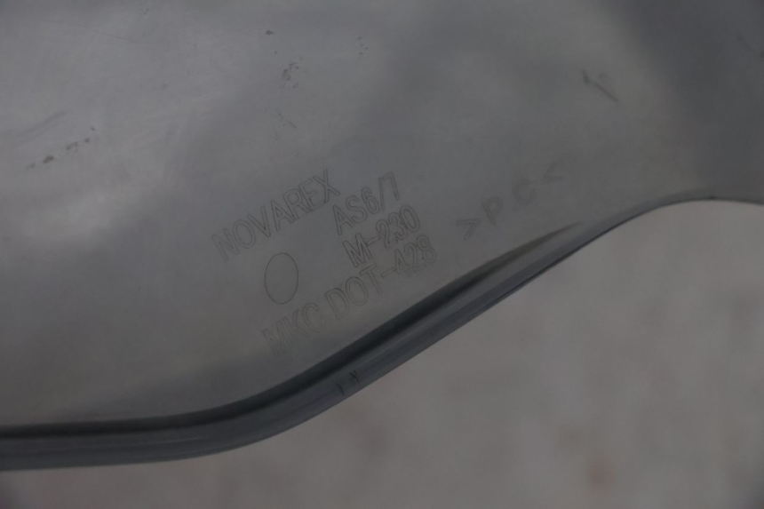 photo de WINDSCHUTZSCHEIBE YAMAHA FZ8 800 (2010 - 2016) - Charakteristische Merkmale