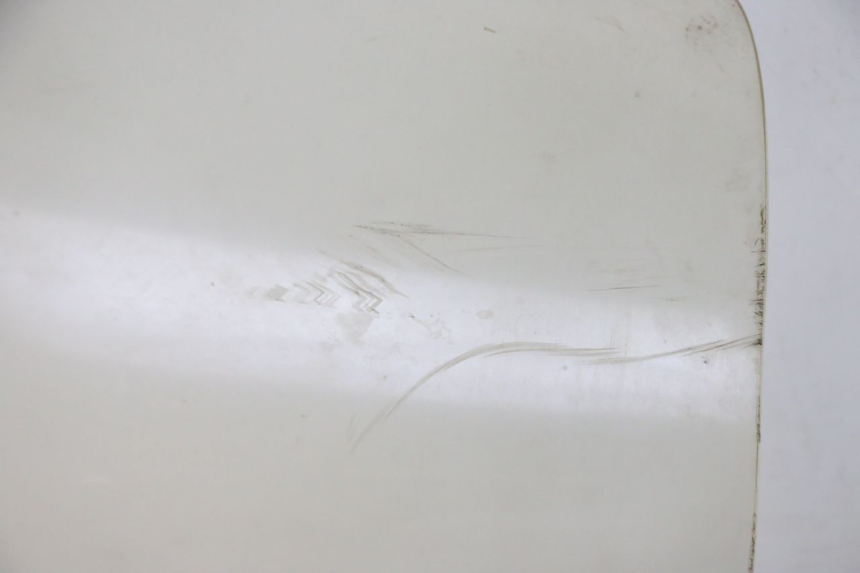 photo de WINDSCHUTZSCHEIBE KYMCO GRAND DINK 125 (2002 - 2007) - Alternative Perspektive