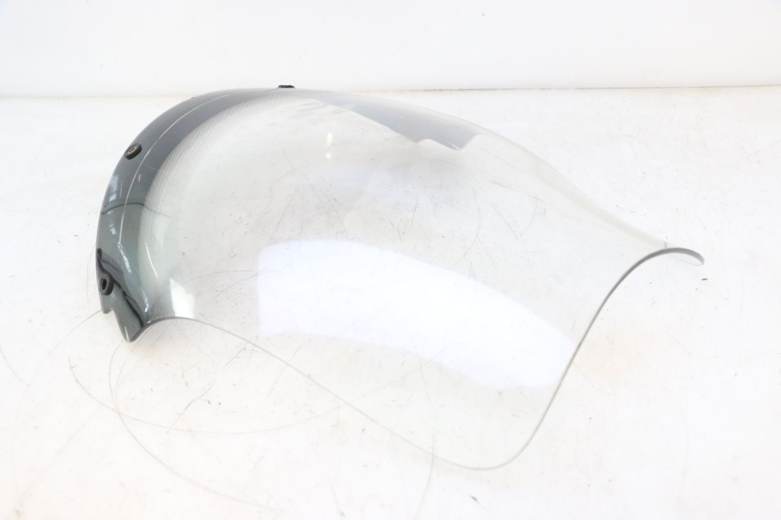photo de WINDSCHUTZSCHEIBE KYMCO GRAND DINK 125 (2008 - 2014) - Details der Befestigungspunkte
