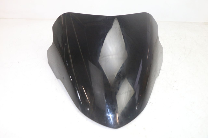 photo de WINDSCHUTZSCHEIBE SYM GTS EVO 125 (2009 - 2013) - Zoom auf Gebrauchszustand