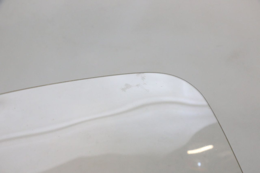 photo de WINDSCHUTZSCHEIBE HONDA FORZA 125 (2021 - 2025) - Details der Befestigungspunkte