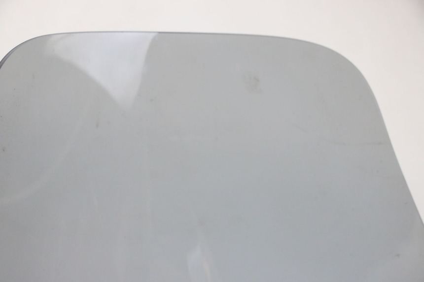 photo de WINDSCHUTZSCHEIBE PIAGGIO MP3 HPE 350 (2018 - 2020) - Technische Nahaufnahme