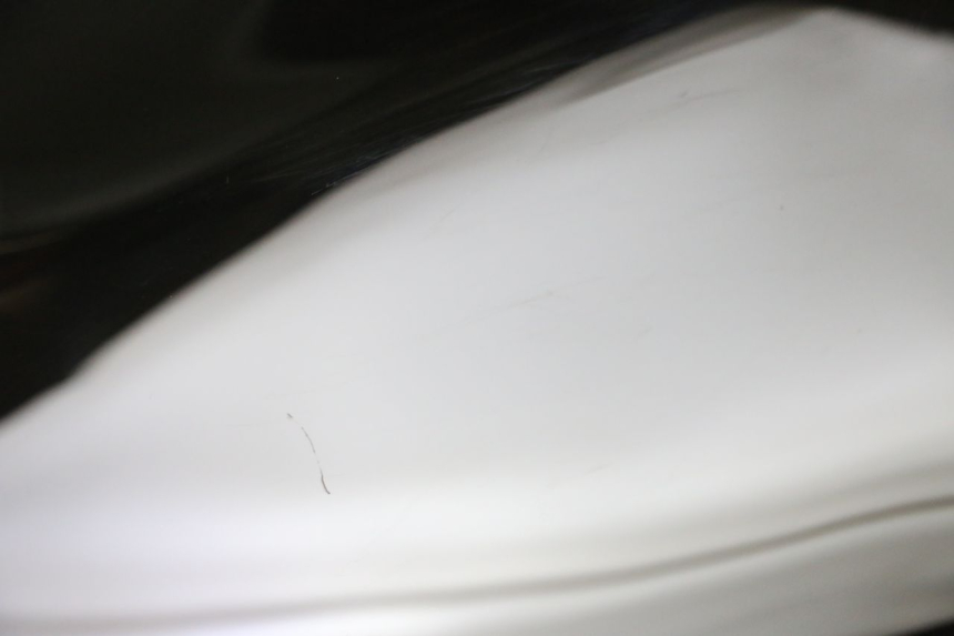 photo de WINDSCHUTZSCHEIBE PIAGGIO MP3 HPE 300 (2019 - 2026) - Detailansicht des Bauteils