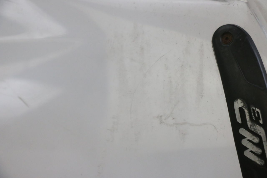 photo de WINDSCHUTZSCHEIBE PIAGGIO MP3 RL 250 (2006 - 2010) - Detailansicht des Bauteils