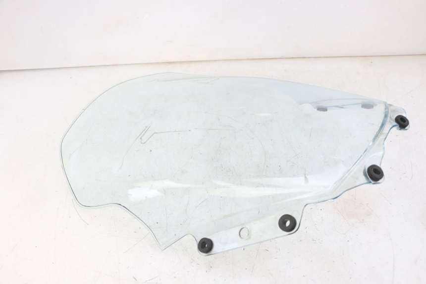 photo de WINDSCHUTZSCHEIBE PIAGGIO MP3 500 (2011 - 2015) - Details der Befestigungspunkte