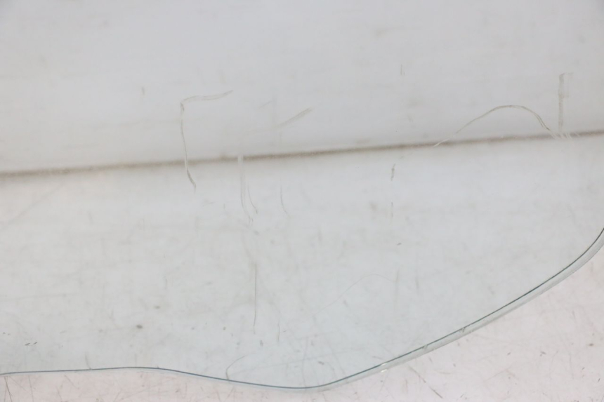 photo de WINDSCHUTZSCHEIBE PIAGGIO MP3 500 (2011 - 2015) - Kennzeichnungen und Originalreferenzen