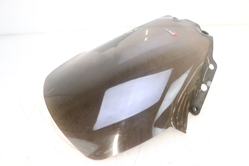 photo de WINDSCHUTZSCHEIBE PIAGGIO MP3 RL 250 (2006 - 2010) - Charakteristische Merkmale