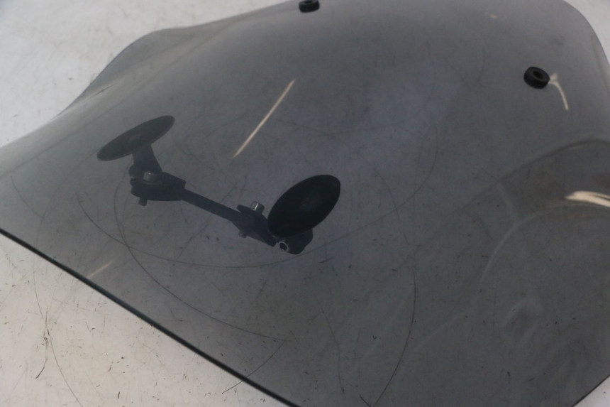 photo de WINDSCHUTZSCHEIBE PIAGGIO MP3 500 (2016 - 2018) - Zoom auf Gebrauchszustand