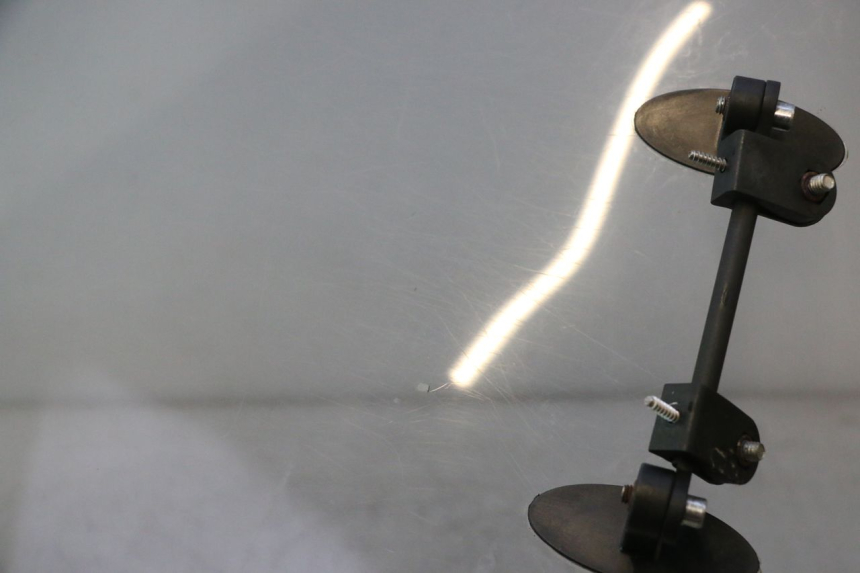 photo de WINDSCHUTZSCHEIBE PIAGGIO MP3 500 (2016 - 2018) - Technische Nahaufnahme