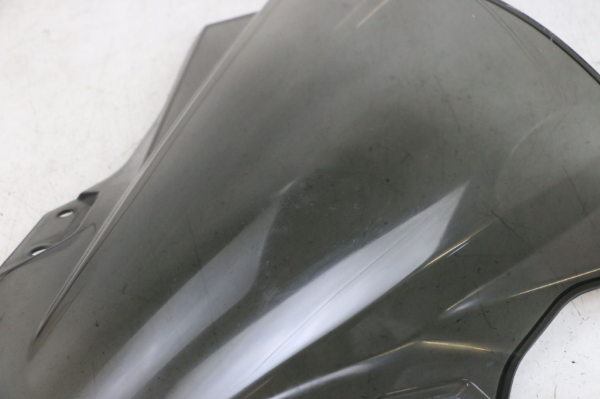 photo de WINDSCHUTZSCHEIBE KAWASAKI NINJA 400 (2018 - 2023) - Technische Nahaufnahme