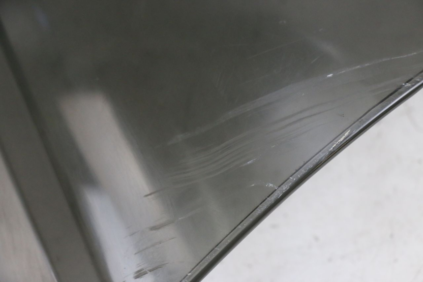 photo de WINDSCHUTZSCHEIBE KAWASAKI NINJA 400 (2018 - 2023) - Details der Befestigungspunkte