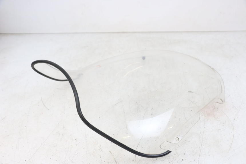 photo de WINDSCHUTZSCHEIBE HONDA NTV DEAUVILLE 650 (1998 - 2001) - Details der Befestigungspunkte