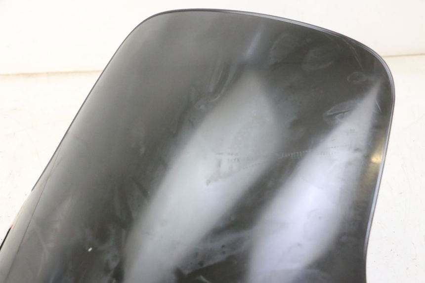 photo de WINDSCHUTZSCHEIBE PEUGEOT ELYSTAR 50 (2002 - 2014) - Detailansicht des Bauteils