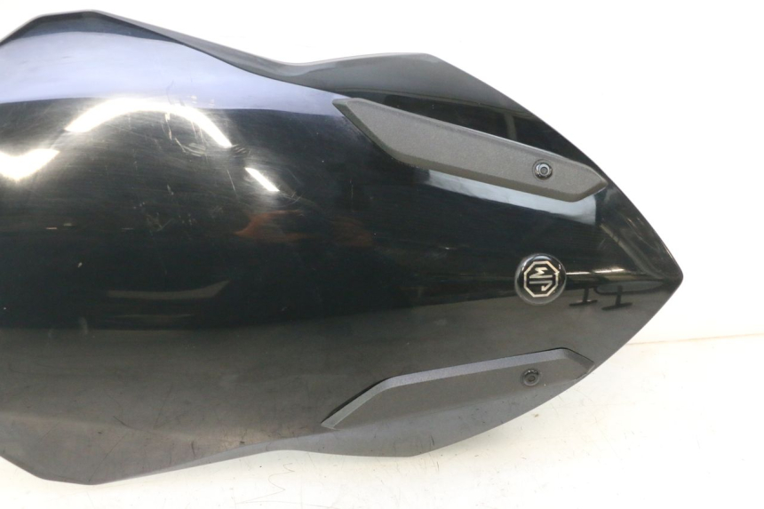 photo de WINDSCHUTZSCHEIBE JM MOTORS R-MAX TECH 50 (2024 - 2026) - Fokus auf die Struktur