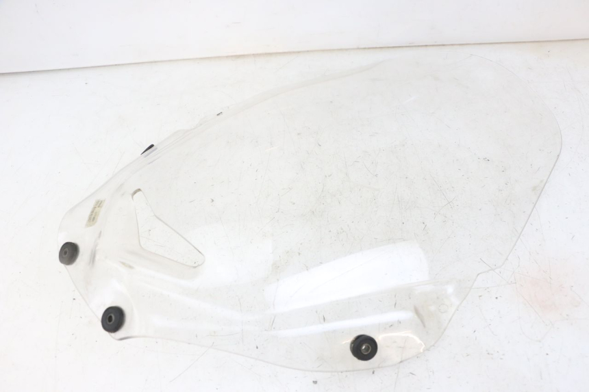 photo de WINDSCHUTZSCHEIBE PEUGEOT SATELIS COMPRESSOR K15 125 (2006 - 2009) - Technische Nahaufnahme