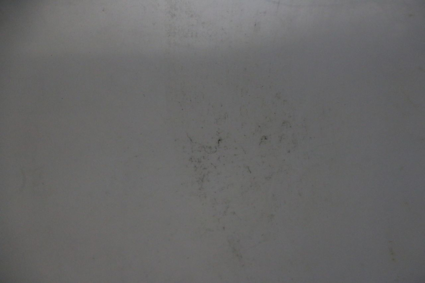 photo de WINDSCHUTZSCHEIBE PEUGEOT SATELIS 125 (2006 - 2009) - Hochauflösende Nahaufnahme