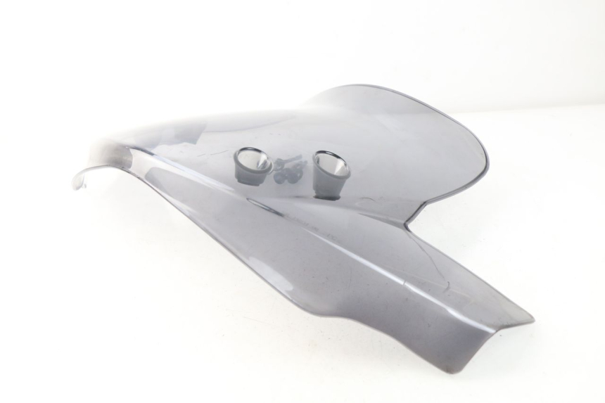 photo de WINDSCHUTZSCHEIBE MBK SKYLINER 125 (2004 - 2007) - Charakteristische Merkmale