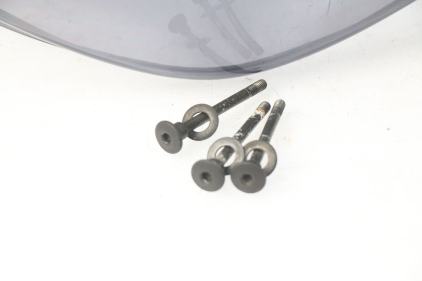 photo de WINDSCHUTZSCHEIBE MBK SKYLINER 125 (2004 - 2007) - Ergänzendes Produktfoto