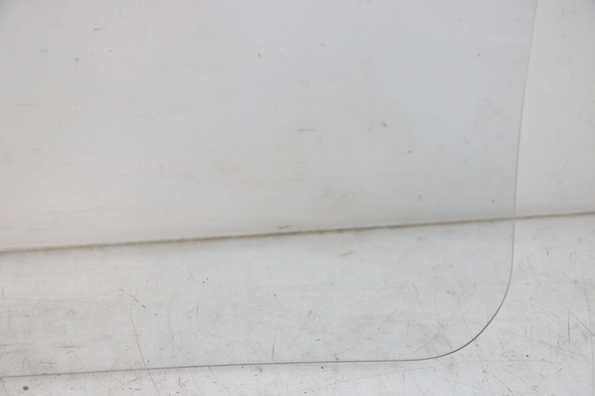 photo de WINDSCHUTZSCHEIBE SUZUKI BURGMAN 125 (2018 - 2021) - Weitere Ansicht des Artikels