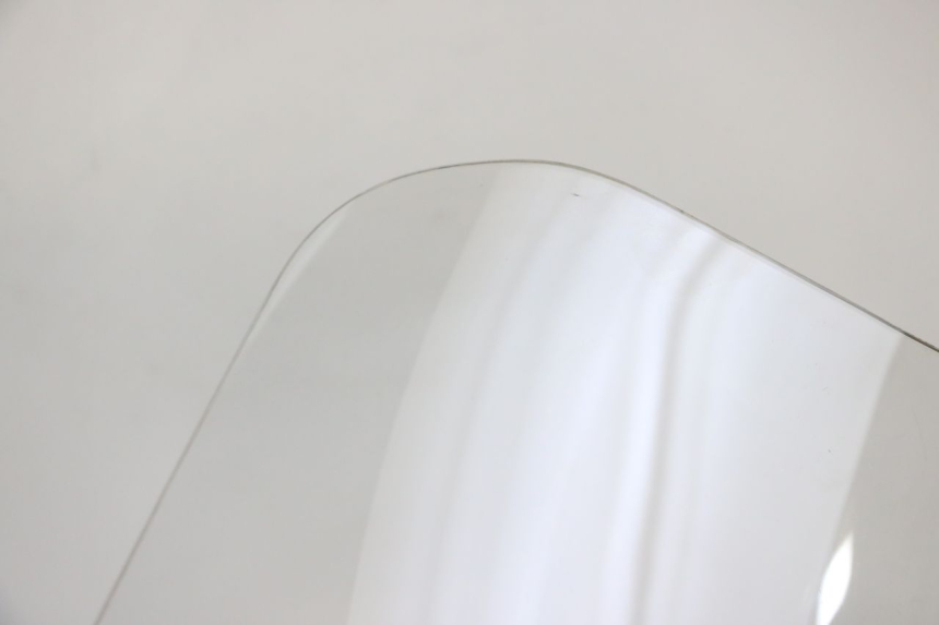 photo de WINDSCHUTZSCHEIBE SUZUKI BURGMAN 125 (2018 - 2021) - Zoom auf Gebrauchszustand