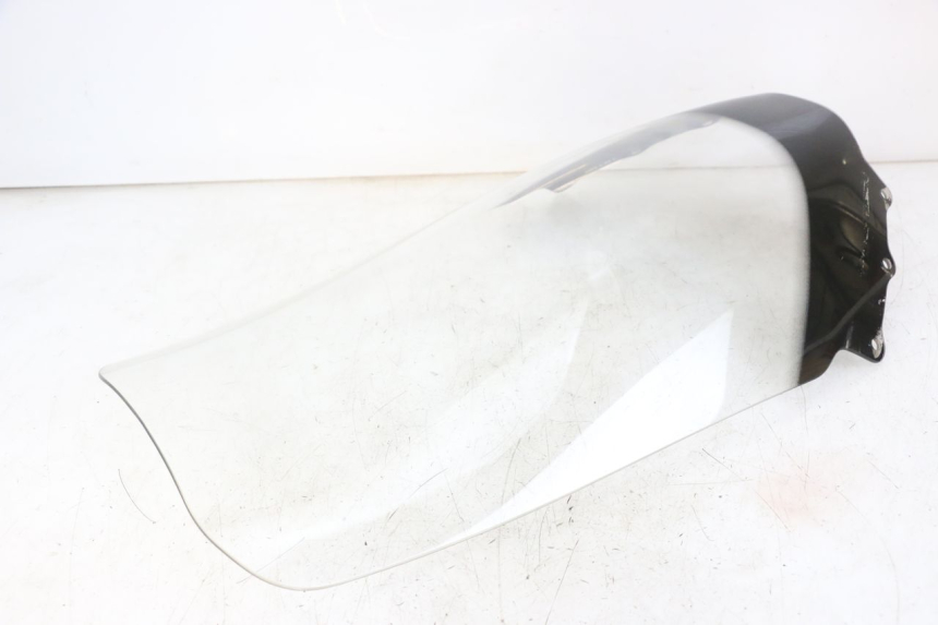 photo de WINDSCHUTZSCHEIBE SUZUKI BURGMAN 125 (2018 - 2021) - Oberflächenzustand und Material