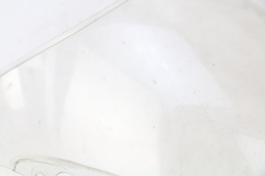 photo de WINDSCHUTZSCHEIBE SUZUKI SV S 650 (1999 - 2002) - Oberflächenzustand und Material