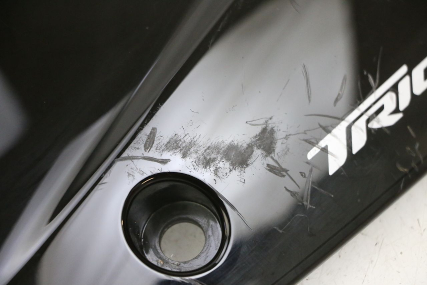 photo de WINDSCHUTZSCHEIBE YAMAHA TRICITY 300 (2020 - 2024) - Oberflächenzustand und Material