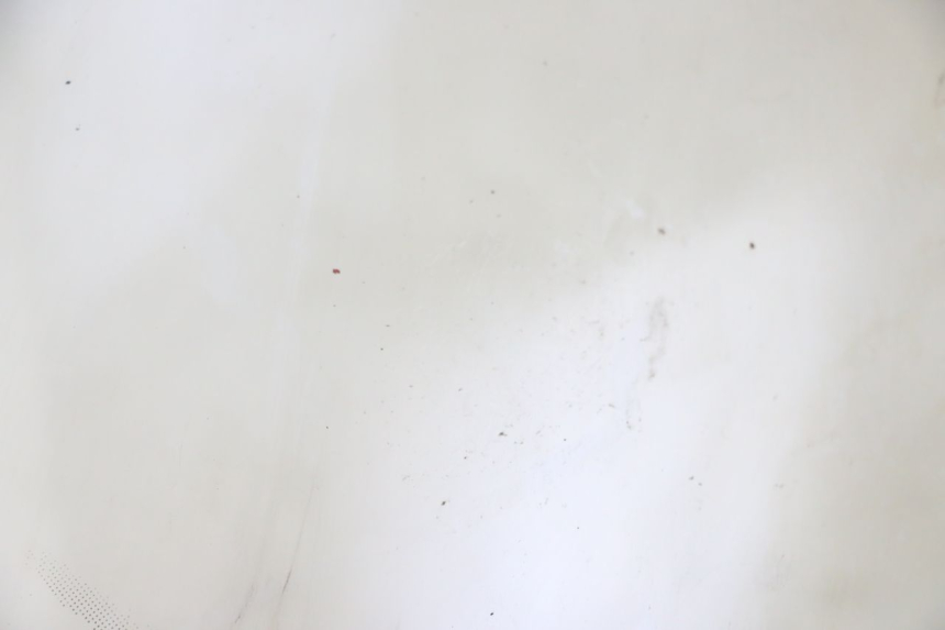 photo de WINDSCHUTZSCHEIBE SUZUKI UH BURGMAN 125 (2002 - 2006) - Detailansicht des Bauteils