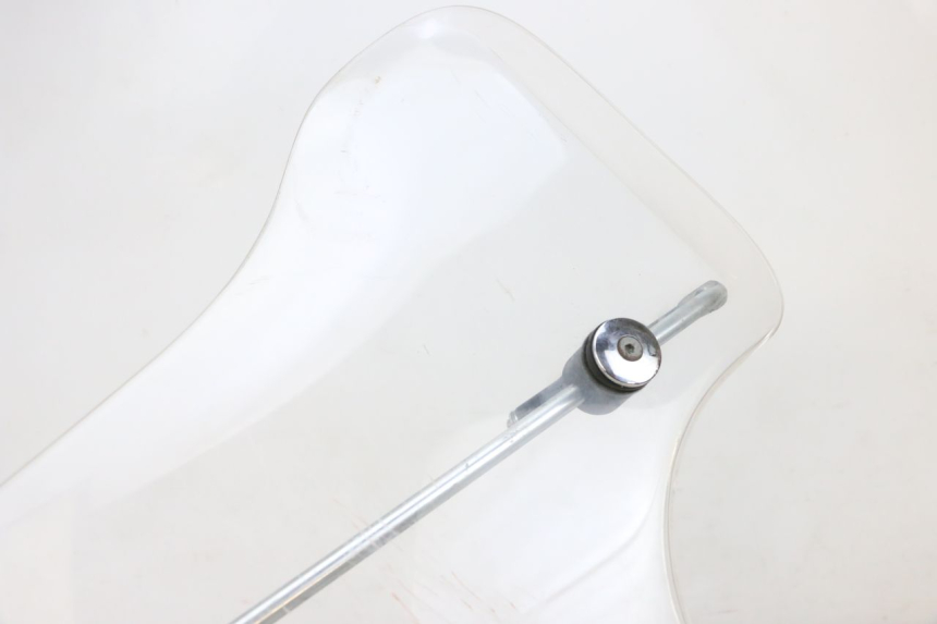 photo de WINDSCHUTZSCHEIBE PIAGGIO VESPA GTS SUPER IE 125 (2009 - 2016) - Detailansicht des Bauteils