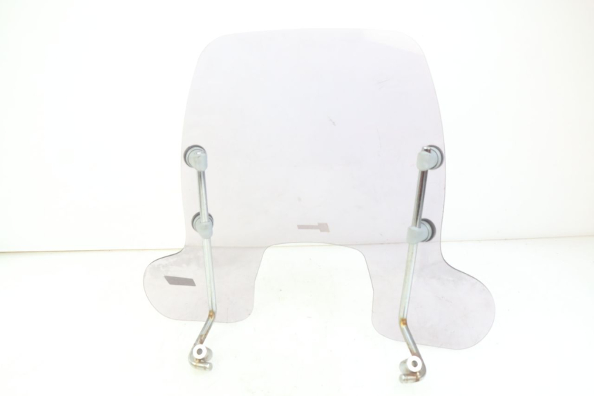 photo de WINDSCHUTZSCHEIBE PIAGGIO VESPA SPRINT 2T 50 (2014 - 2018) - Detailansicht des Bauteils