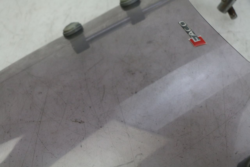 photo de WINDSCHUTZSCHEIBE PIAGGIO VESPA SPRINT 2T 50 (2014 - 2018) - Geprüftes Gebrauchtteil