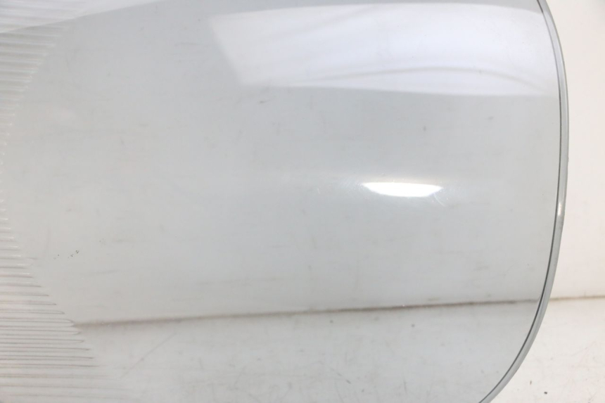 photo de WINDSCHUTZSCHEIBE YAMAHA X-MAX XMAX 125 (2010 - 2013) - Zoom auf Komponenten