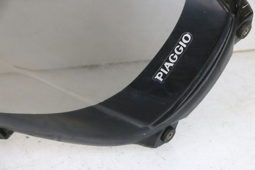 photo de WINDSCHUTZSCHEIBE PIAGGIO X8 125 (2004 - 2007) - Detaillierte Sichtprüfung