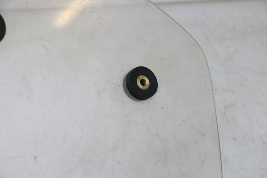 photo de WINDSCHUTZSCHEIBE PIAGGIO X9 EVOLUTION 125 (2003 - 2007) - Alternativer Blickwinkel