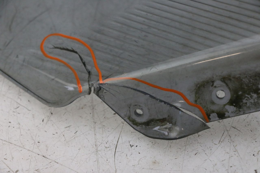 photo de WINDSCHUTZSCHEIBE YAMAHA X-MAX XMAX ABS 250 (2010 - 2014) - Weitere Ansicht des Artikels